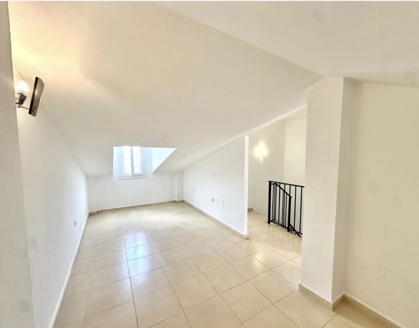 4 sovrum Villa till salu i Fuente de Piedra med pool - 149 950 € (Ref: 9819515)