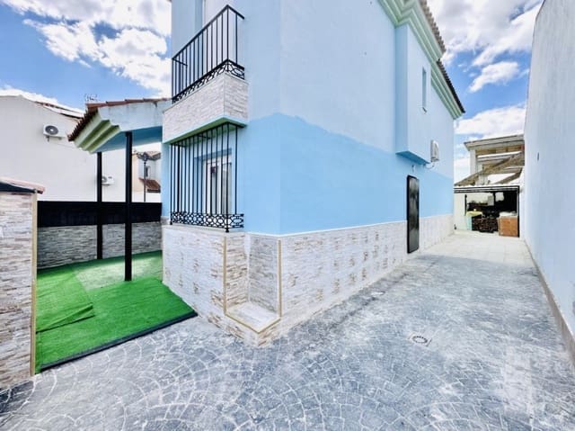 4 quarto Moradia para venda em Fuente de Piedra com piscina - 149 950 € (Ref: 9819515)