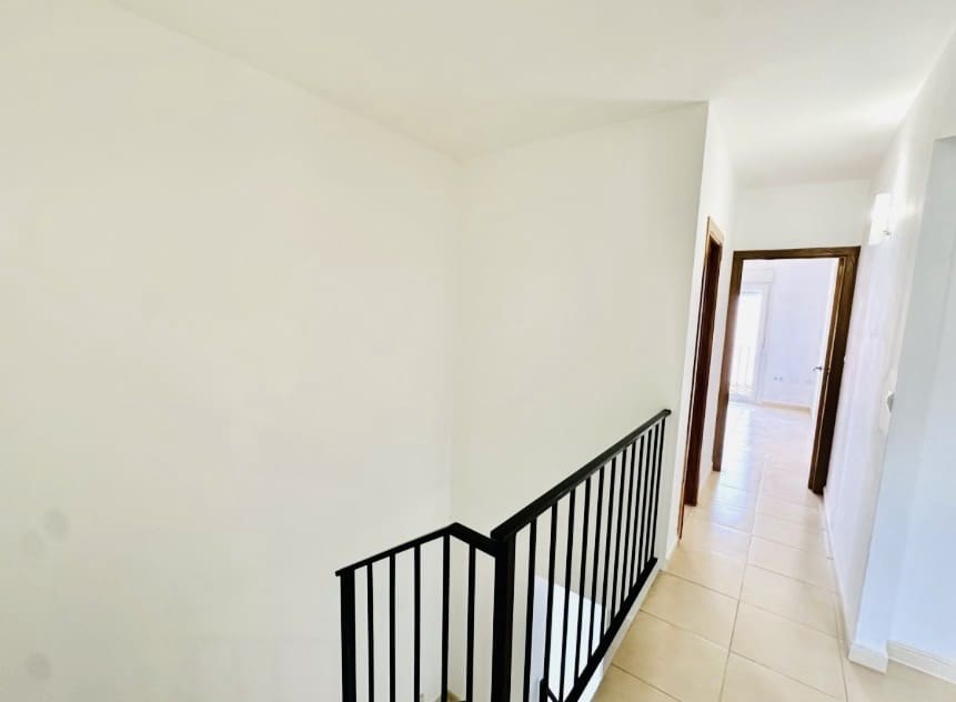 4 sovrum Villa till salu i Fuente de Piedra med pool - 149 950 € (Ref: 9819515)
