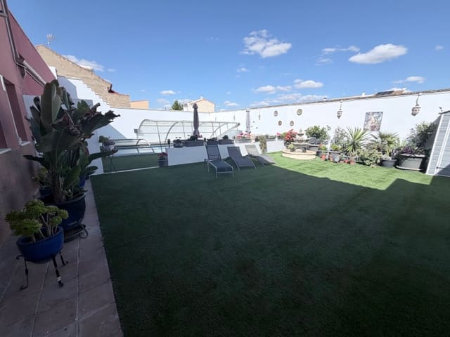 Chalet de 3 habitaciones en Fuente de Piedra en venta con piscina - 259.950 € (Ref: 9824008)