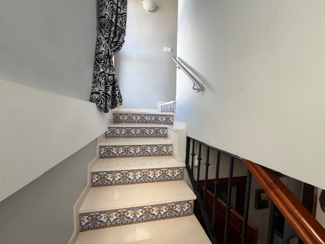 Chalet de 3 habitaciones en Fuente de Piedra en venta con piscina - 259.950 € (Ref: 9824008)