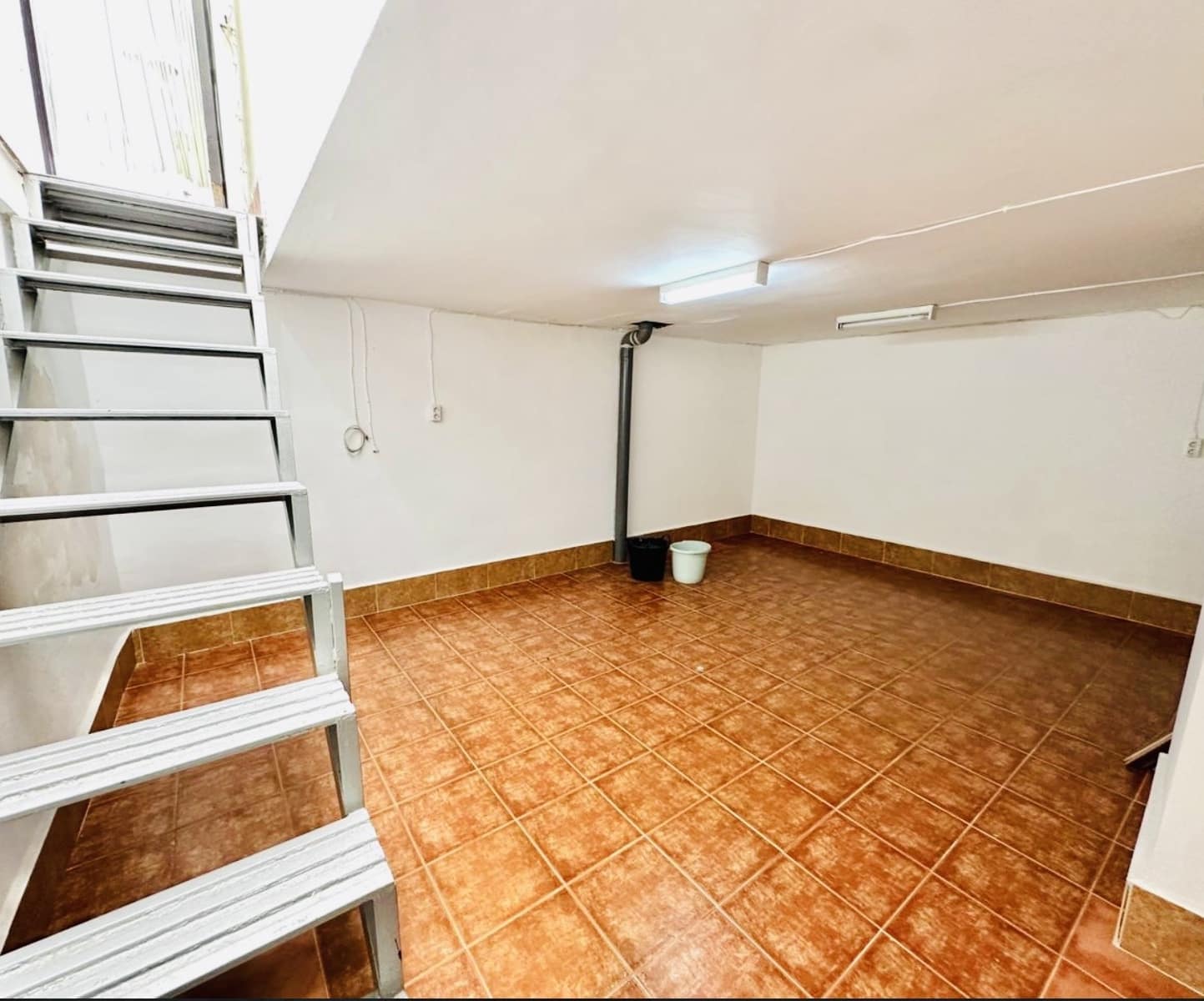 3 Zimmer Haus zu verkaufen in Alameda - 85.000 € (Ref: 9839955)