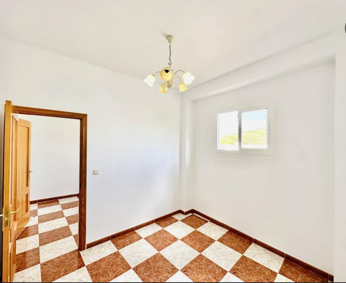 3 Zimmer Haus zu verkaufen in Alameda - 85.000 € (Ref: 9839955)