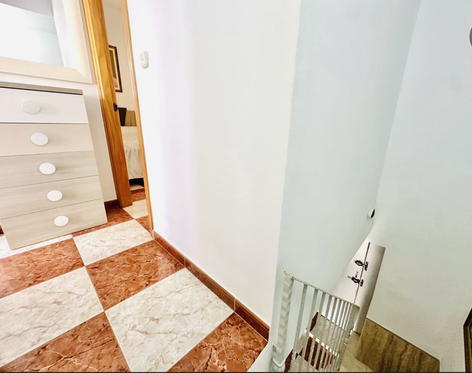 3 Zimmer Haus zu verkaufen in Alameda - 85.000 € (Ref: 9839955)