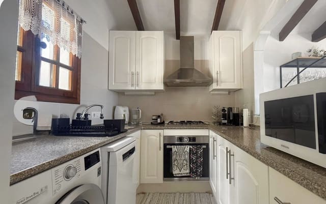 3 soverom Villa til salgs i Mijas med svømmebasseng garasje - € 475 000 (Ref: 9847797)