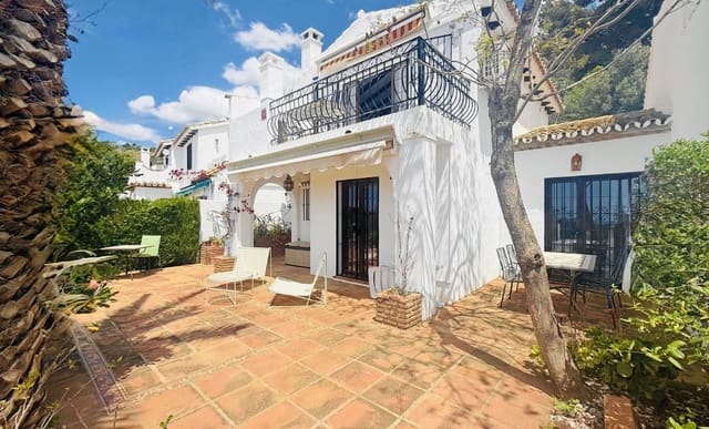 3 soverom Villa til salgs i Mijas med svømmebasseng garasje - € 475 000 (Ref: 9847797)