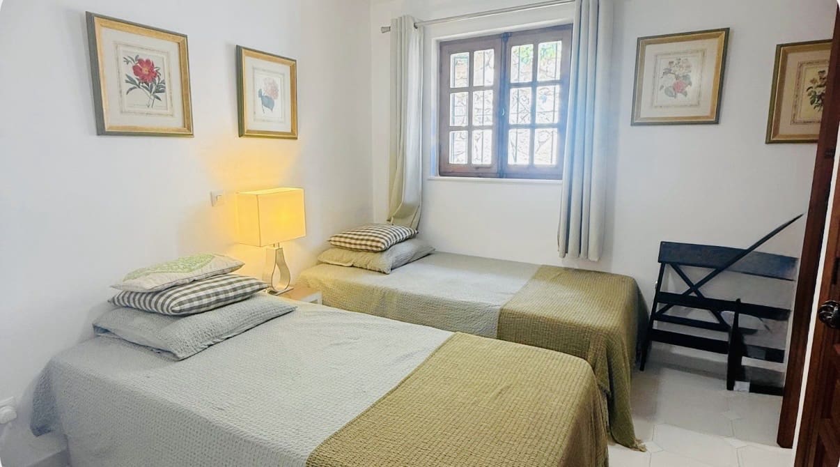 3 sypialnia Willa na sprzedaż w Mijas z basenem garażem - 475 000 € (Ref: 9847797)