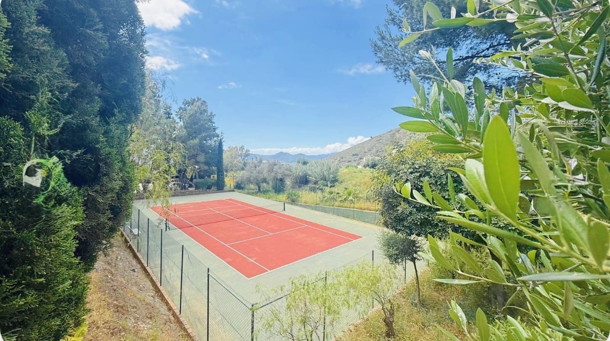 3 sypialnia Willa na sprzedaż w Mijas z basenem garażem - 475 000 € (Ref: 9847797)