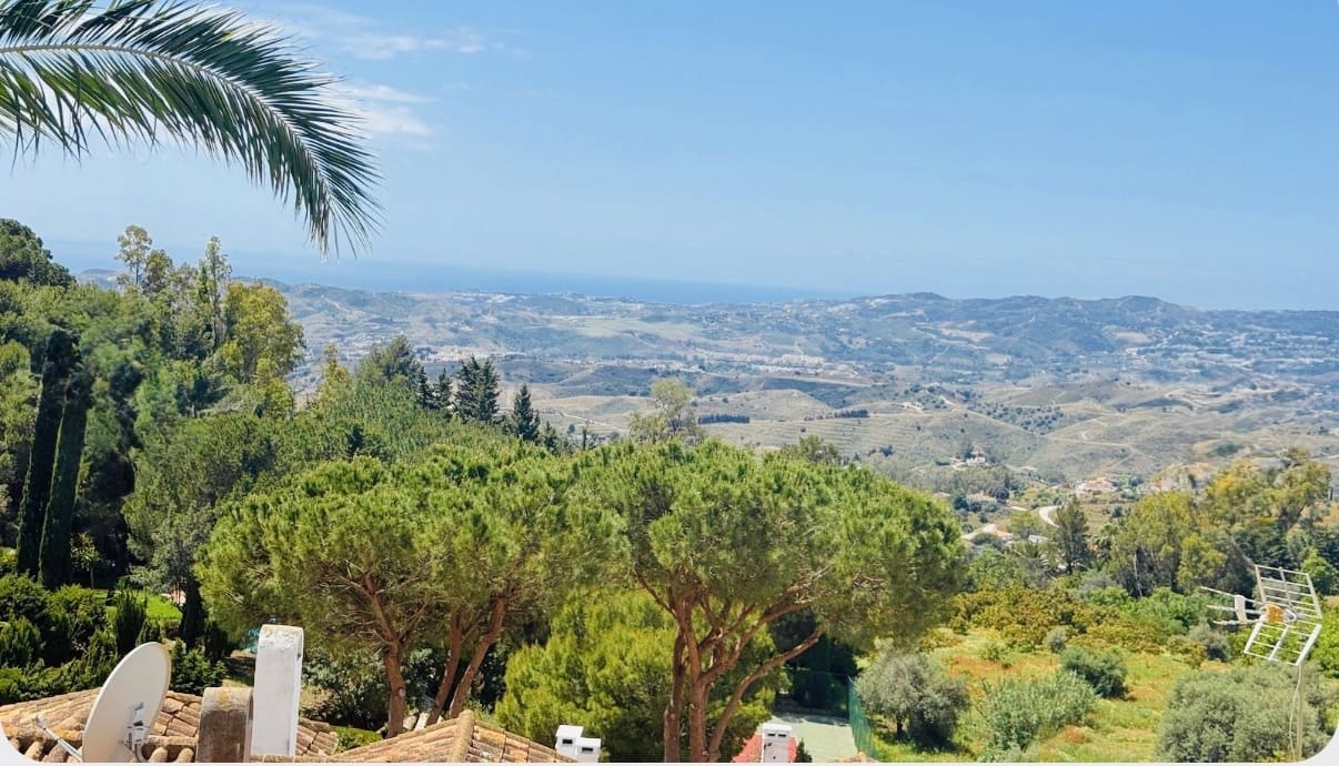 3 sypialnia Willa na sprzedaż w Mijas z basenem garażem - 475 000 € (Ref: 9847797)