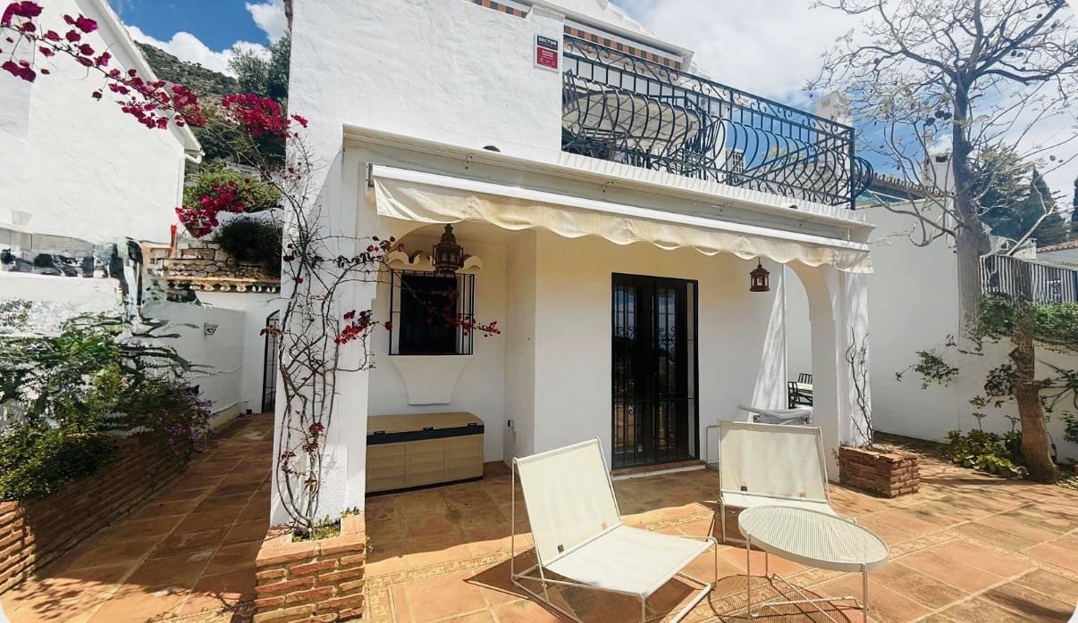 3 sypialnia Willa na sprzedaż w Mijas z basenem garażem - 475 000 € (Ref: 9847797)