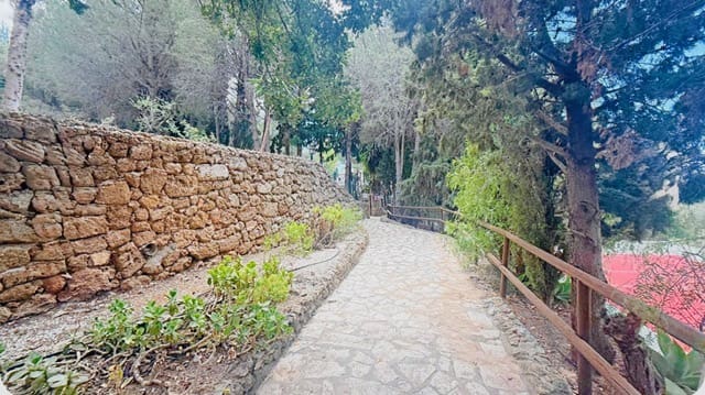 3 sypialnia Willa na sprzedaż w Mijas z basenem garażem - 475 000 € (Ref: 9847797)