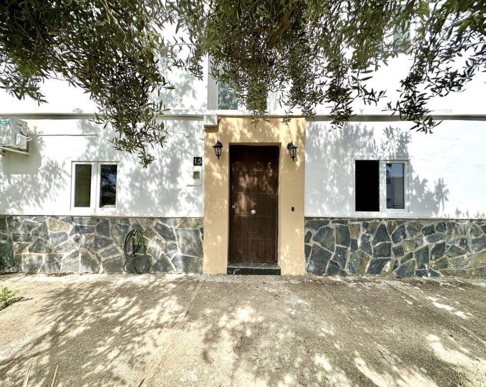 2 bedroom Townhouse for sale in Antequera with garage - € 160,000 (Ref: 9858378)