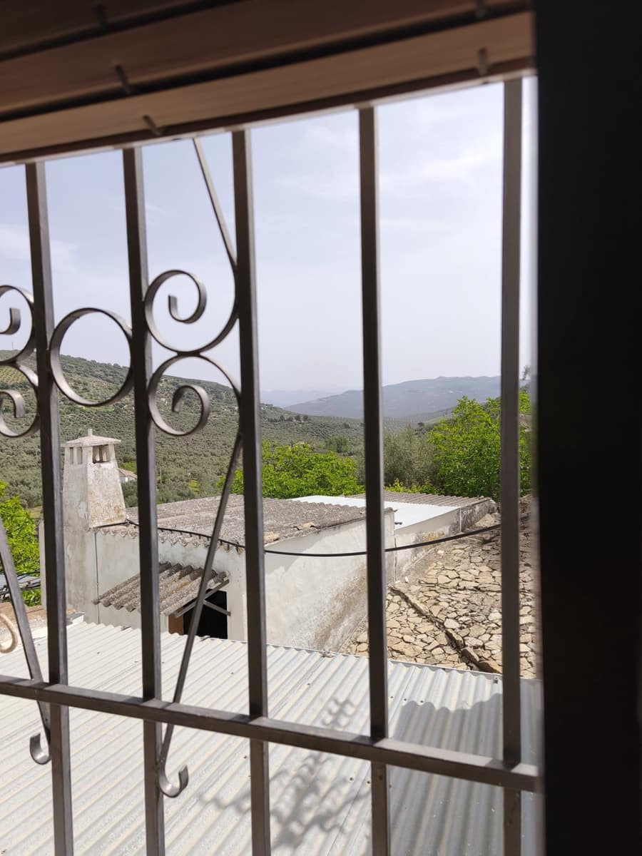 4 bedroom Finca/Country House for sale in Iznajar - € 139,000 (Ref: 9858844)