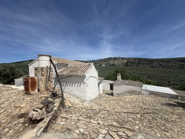 4 bedroom Finca/Country House for sale in Iznajar - € 139,000 (Ref: 9858844)