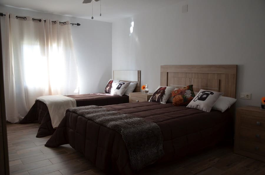 4 bedroom Finca/Country House for sale in El Chorro with pool garage - € 395,000 (Ref: 9858852)