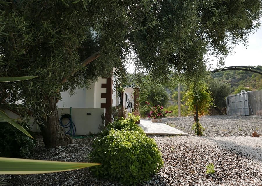 4 bedroom Finca/Country House for sale in El Chorro with pool garage - € 395,000 (Ref: 9858852)
