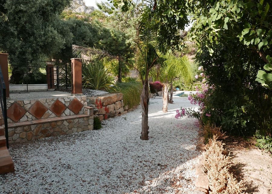 4 bedroom Finca/Country House for sale in El Chorro with pool garage - € 395,000 (Ref: 9858852)