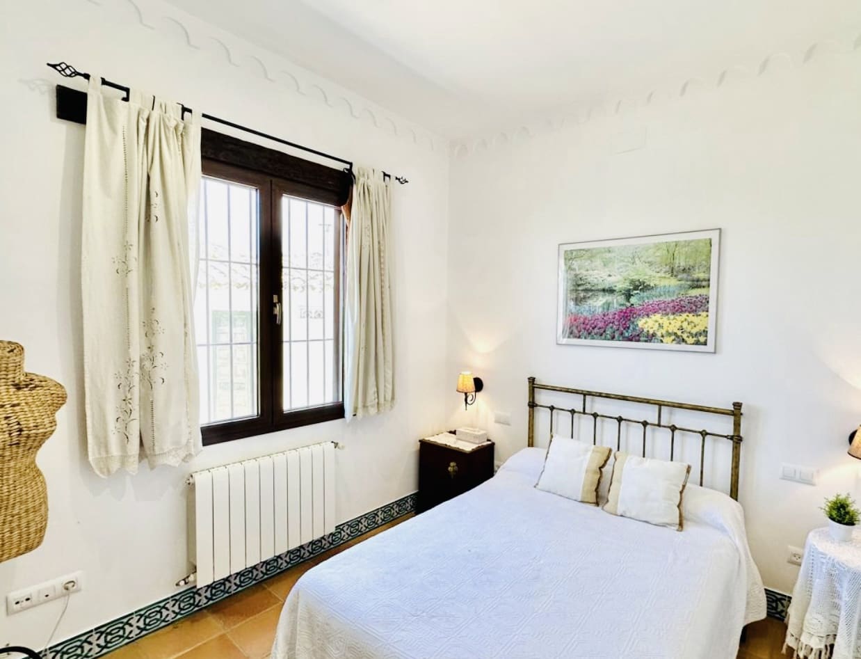 3 Zimmer Villa zu verkaufen in Sierra de Yeguas mit Pool Garage - 350.000 € (Ref: 9858855)