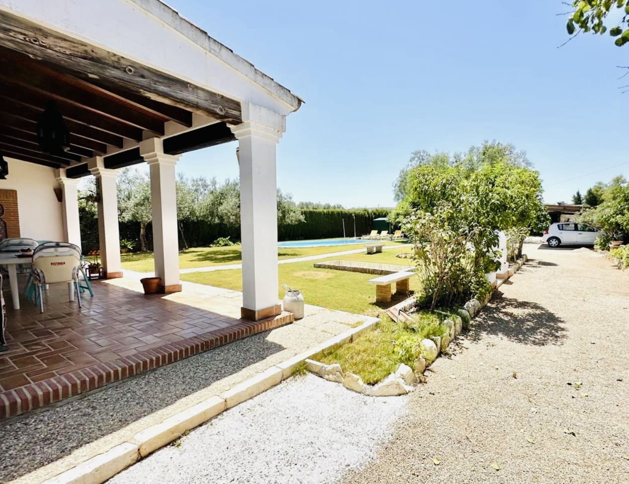 3 Zimmer Villa zu verkaufen in Sierra de Yeguas mit Pool Garage - 350.000 € (Ref: 9858855)