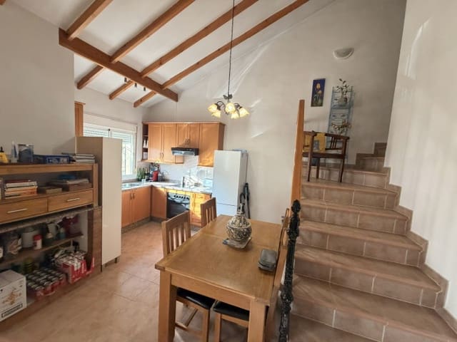3 camera da letto Villa in vendita in Fuente de Piedra con piscina garage - 165.000 € (Rif: 9863512)