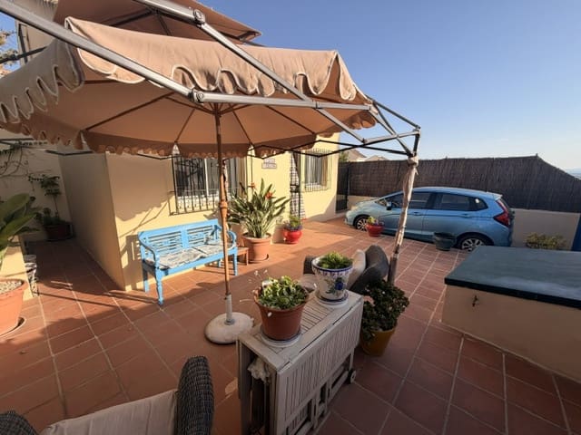 3 camera da letto Villa in vendita in Fuente de Piedra con piscina garage - 165.000 € (Rif: 9863512)
