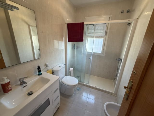 3 camera da letto Villa in vendita in Fuente de Piedra con piscina garage - 165.000 € (Rif: 9863512)