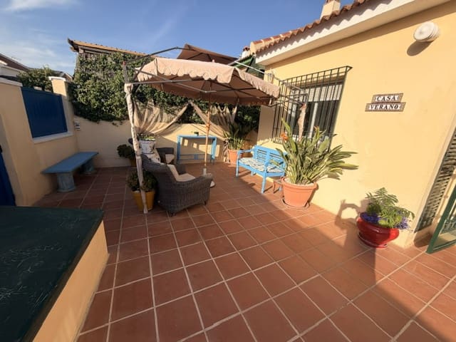 3 camera da letto Villa in vendita in Fuente de Piedra con piscina garage - 165.000 € (Rif: 9863512)