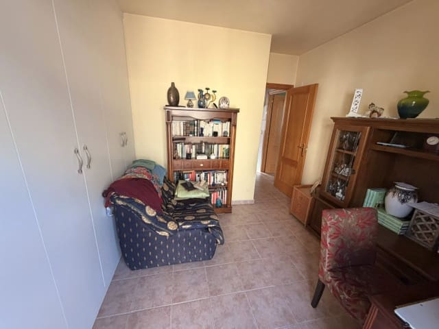3 camera da letto Villa in vendita in Fuente de Piedra con piscina garage - 165.000 € (Rif: 9863512)