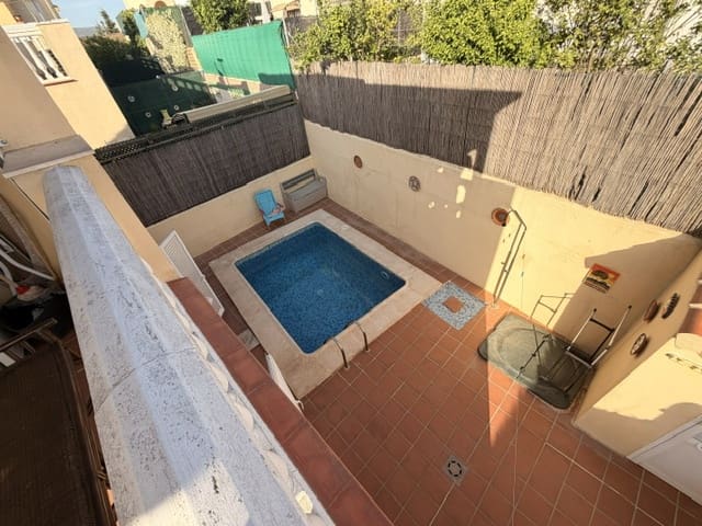 3 camera da letto Villa in vendita in Fuente de Piedra con piscina garage - 165.000 € (Rif: 9863512)