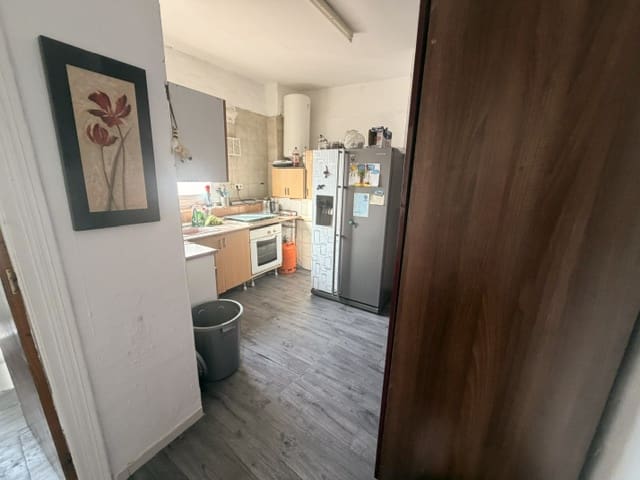 Casa de 3 habitaciones en Fuente de Piedra en venta con piscina garaje - 140.000 € (Ref: 9866224)