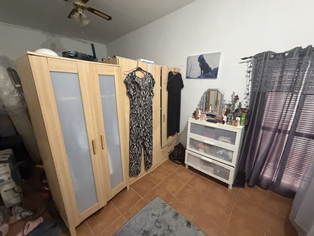 Casa de 3 habitaciones en Fuente de Piedra en venta con piscina garaje - 140.000 € (Ref: 9866224)