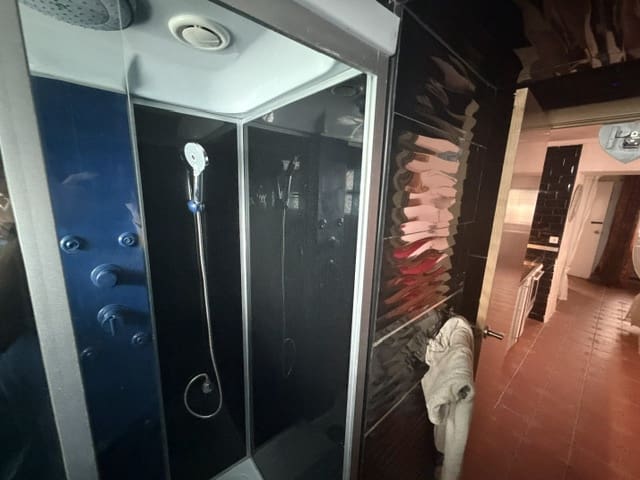Casa de 3 habitaciones en Fuente de Piedra en venta con piscina garaje - 140.000 € (Ref: 9866224)