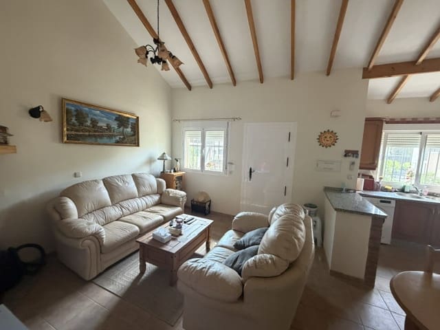 3 slaapkamer Villa te koop in Fuente de Piedra met zwembad garage - € 180.000 (Ref: 9872784)