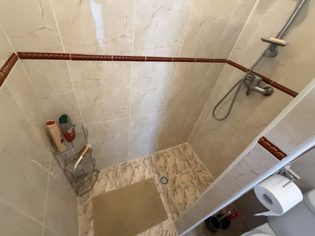 3 slaapkamer Villa te koop in Fuente de Piedra met zwembad garage - € 180.000 (Ref: 9872784)