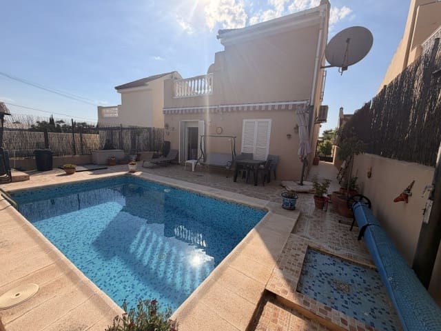 3 slaapkamer Villa te koop in Fuente de Piedra met zwembad garage - € 180.000 (Ref: 9872784)