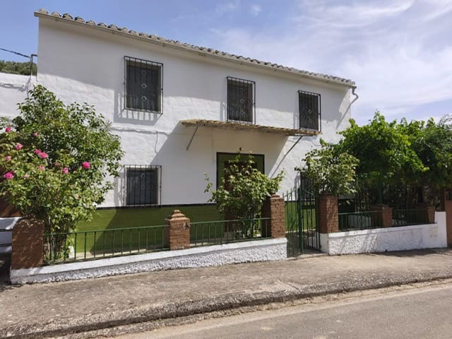 6 bedroom Finca/Country House for sale in Iznajar - € 170,000 (Ref: 9918666)