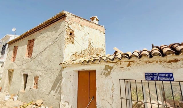 Finca/Country House for sale in Colmenar with garage - € 69,000 (Ref: 9921454)