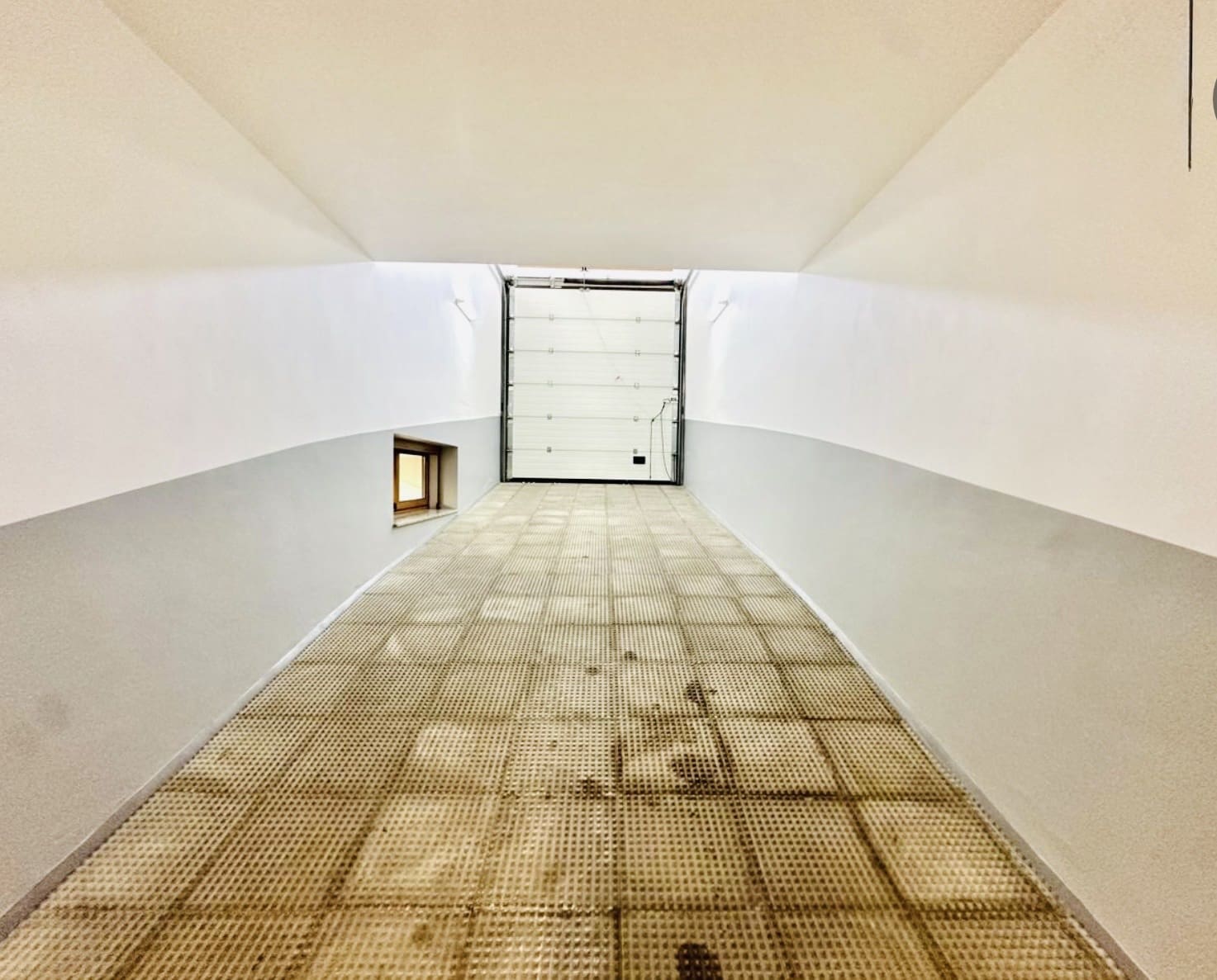 4 bedroom Terraced Villa for sale in Humilladero with garage - € 360,000 (Ref: 9926495)