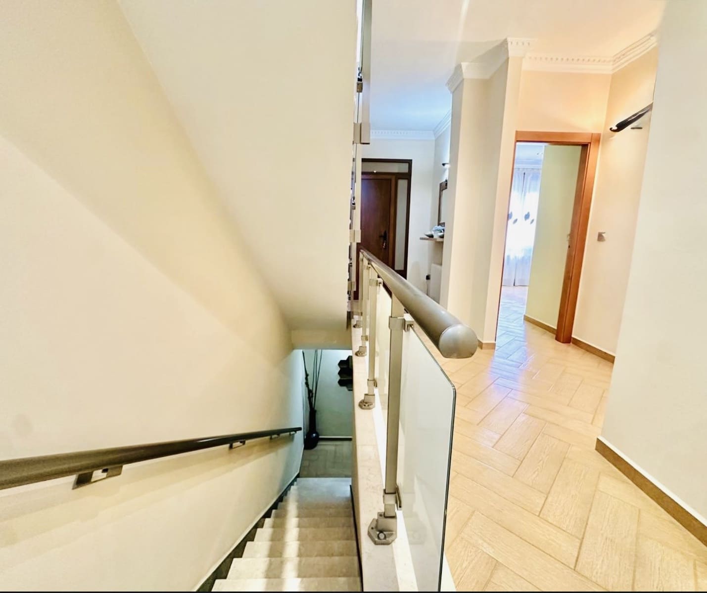 4 bedroom Terraced Villa for sale in Humilladero with garage - € 360,000 (Ref: 9926495)