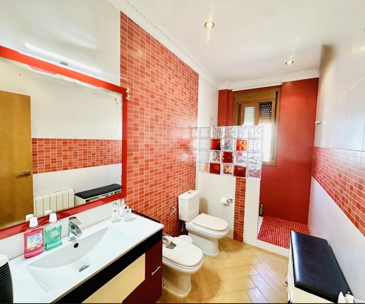 4 bedroom Terraced Villa for sale in Humilladero with garage - € 360,000 (Ref: 9926495)