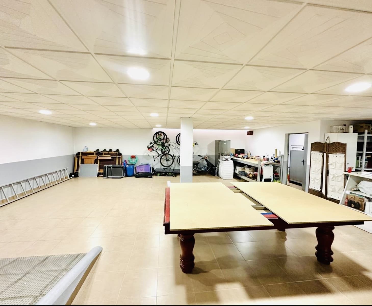 4 bedroom Terraced Villa for sale in Humilladero with garage - € 360,000 (Ref: 9926495)
