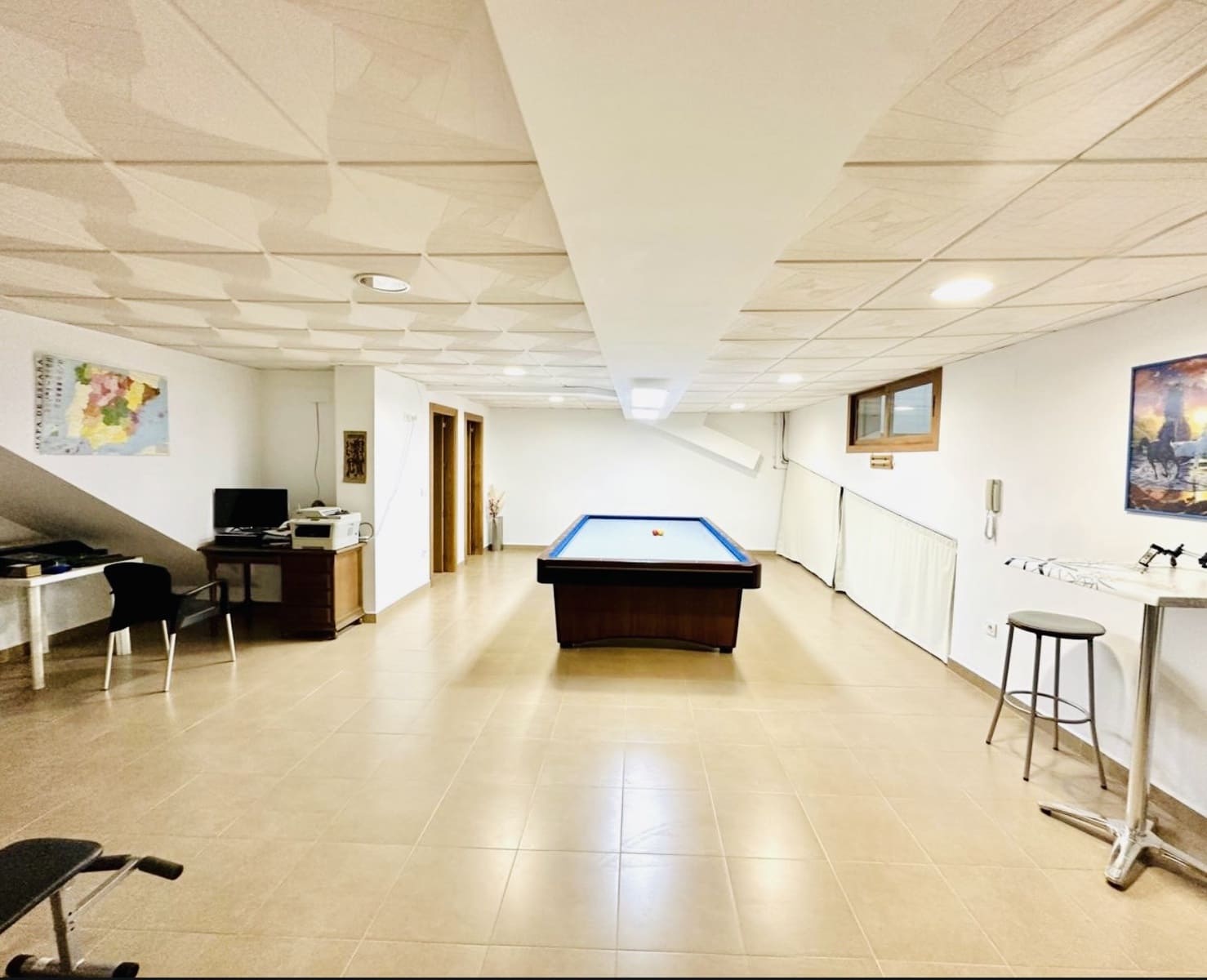 4 bedroom Terraced Villa for sale in Humilladero with garage - € 360,000 (Ref: 9926495)