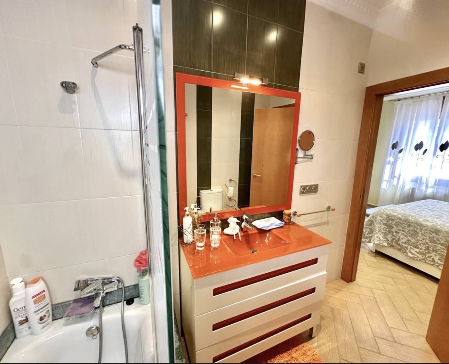 4 bedroom Terraced Villa for sale in Humilladero with garage - € 360,000 (Ref: 9926495)