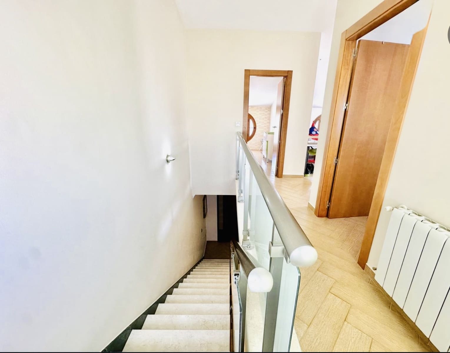 4 bedroom Terraced Villa for sale in Humilladero with garage - € 360,000 (Ref: 9926495)