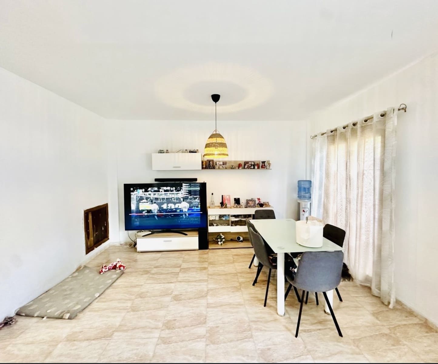 4 soveværelse Villa til salg i Fuente de Piedra med swimmingpool garage - € 199.900 (Ref: 9946816)