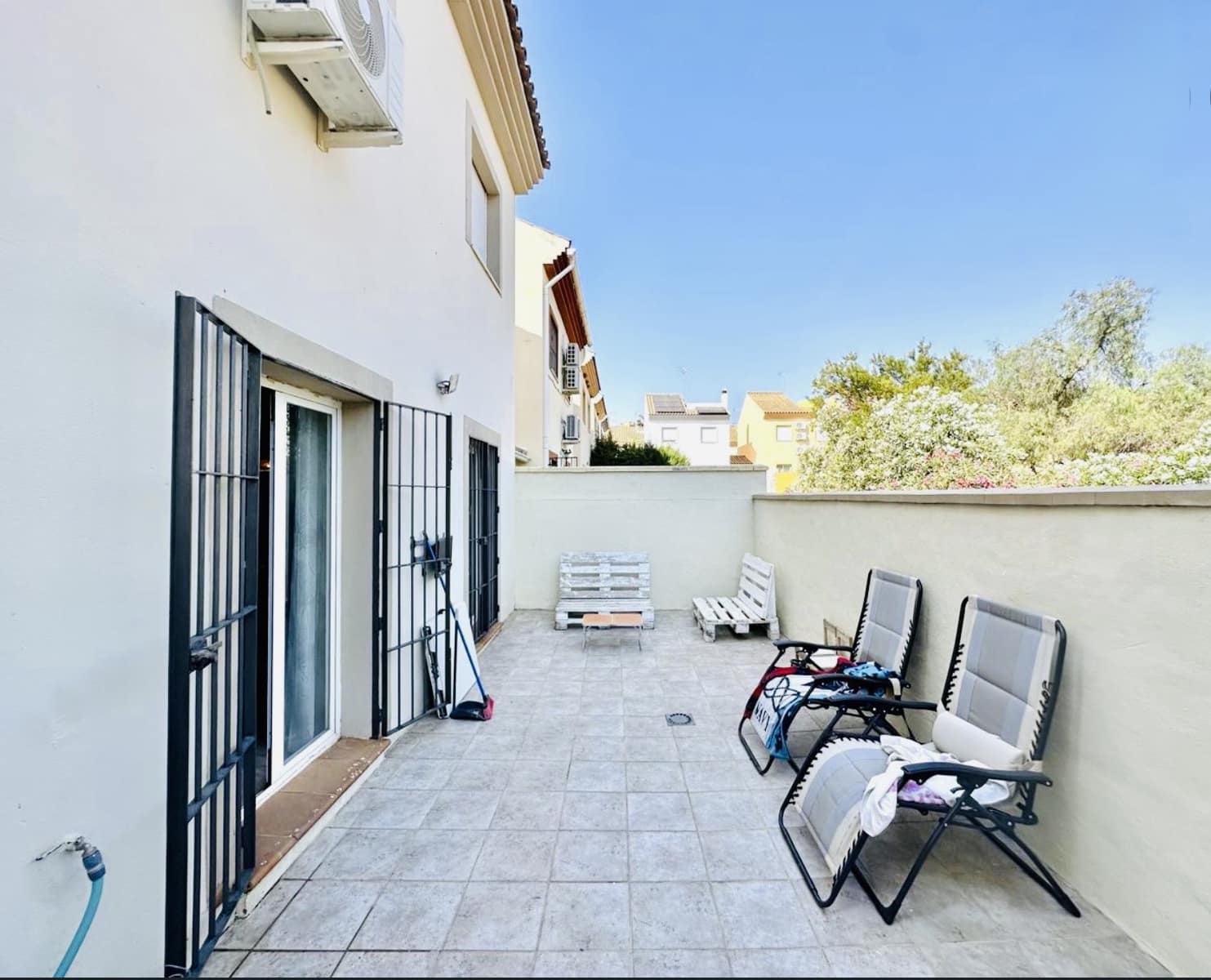 4 soveværelse Villa til salg i Fuente de Piedra med swimmingpool garage - € 199.900 (Ref: 9946816)