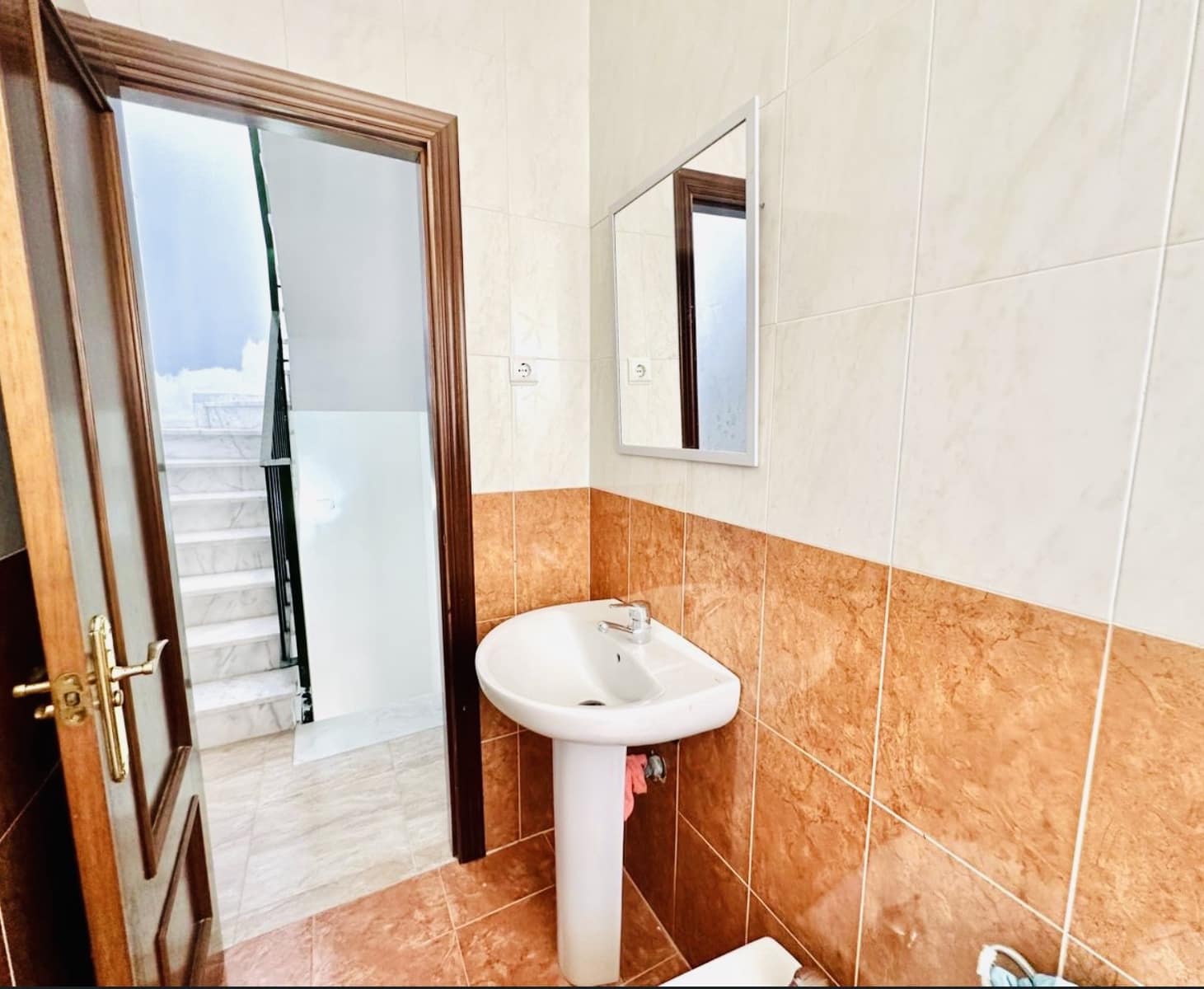 4 soveværelse Villa til salg i Fuente de Piedra med swimmingpool garage - € 199.900 (Ref: 9946816)