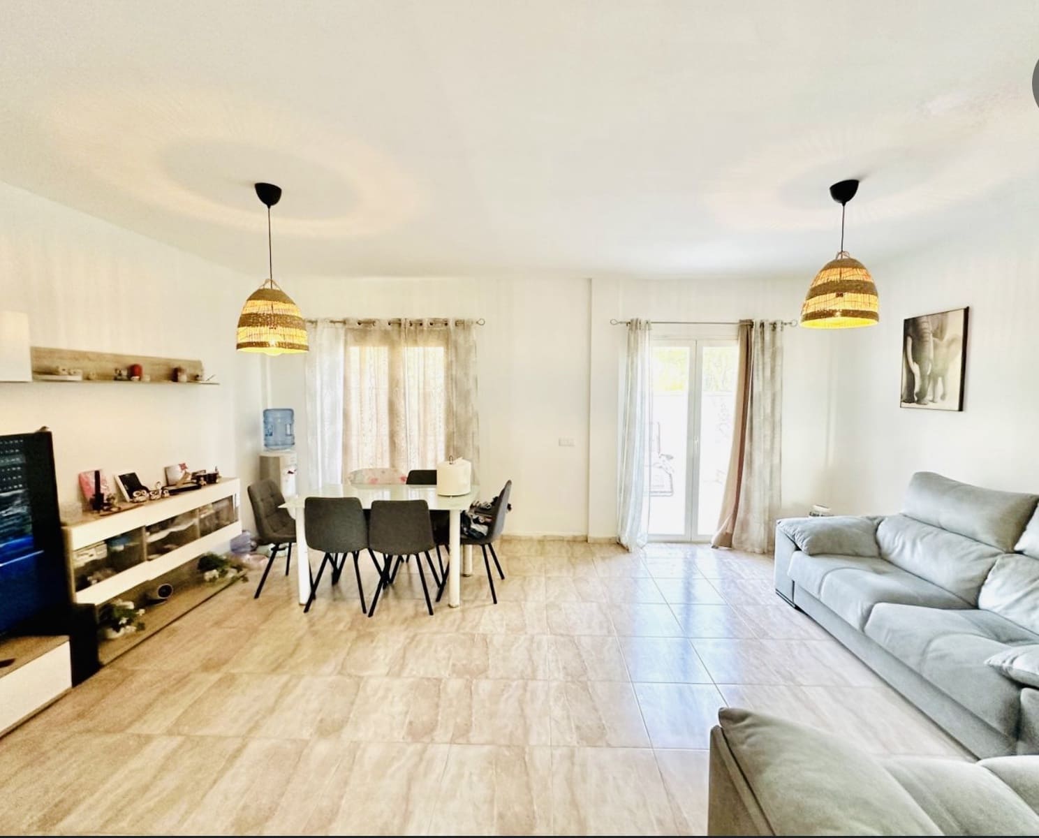 4 soveværelse Villa til salg i Fuente de Piedra med swimmingpool garage - € 199.900 (Ref: 9946816)