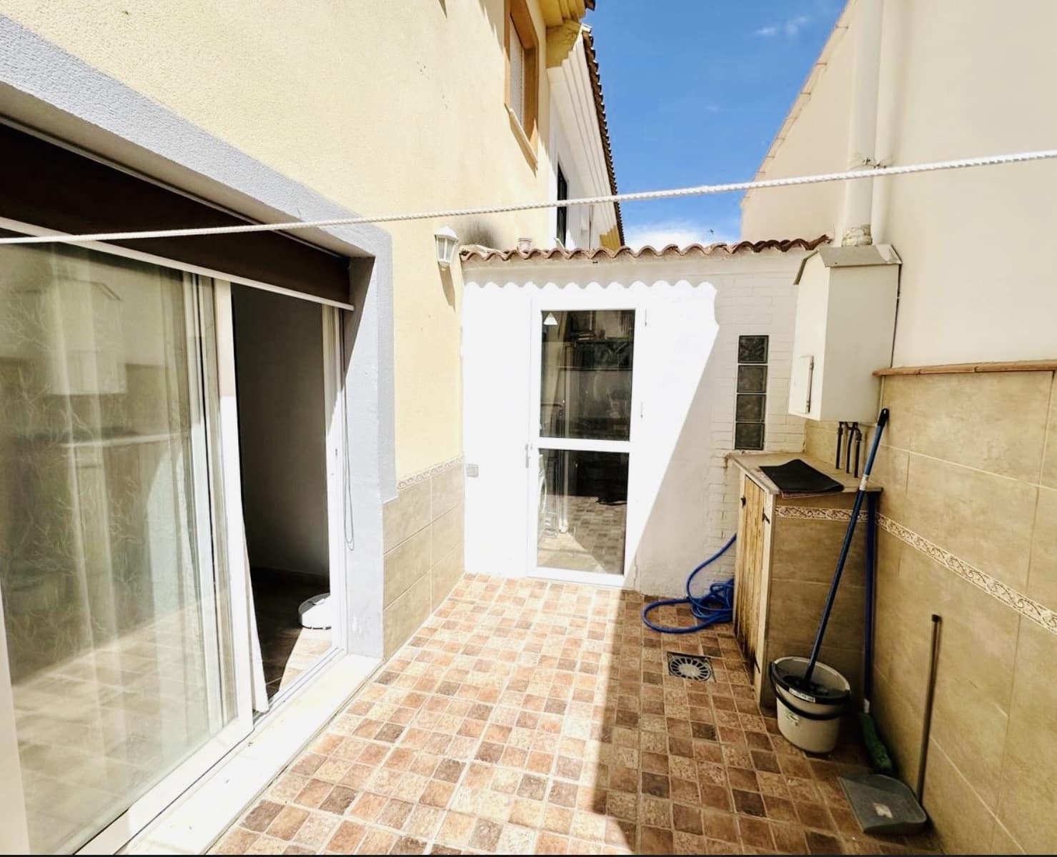 4 quarto Casa em Banda para venda em Fuente de Piedra com piscina - 145 000 € (Ref: 9950096)
