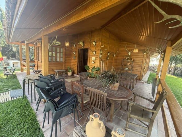 3 makuuhuone Puutalo myytävänä paikassa Villanueva del Rosario mukana uima-altaan - 350 000 € (Ref: 9953333)